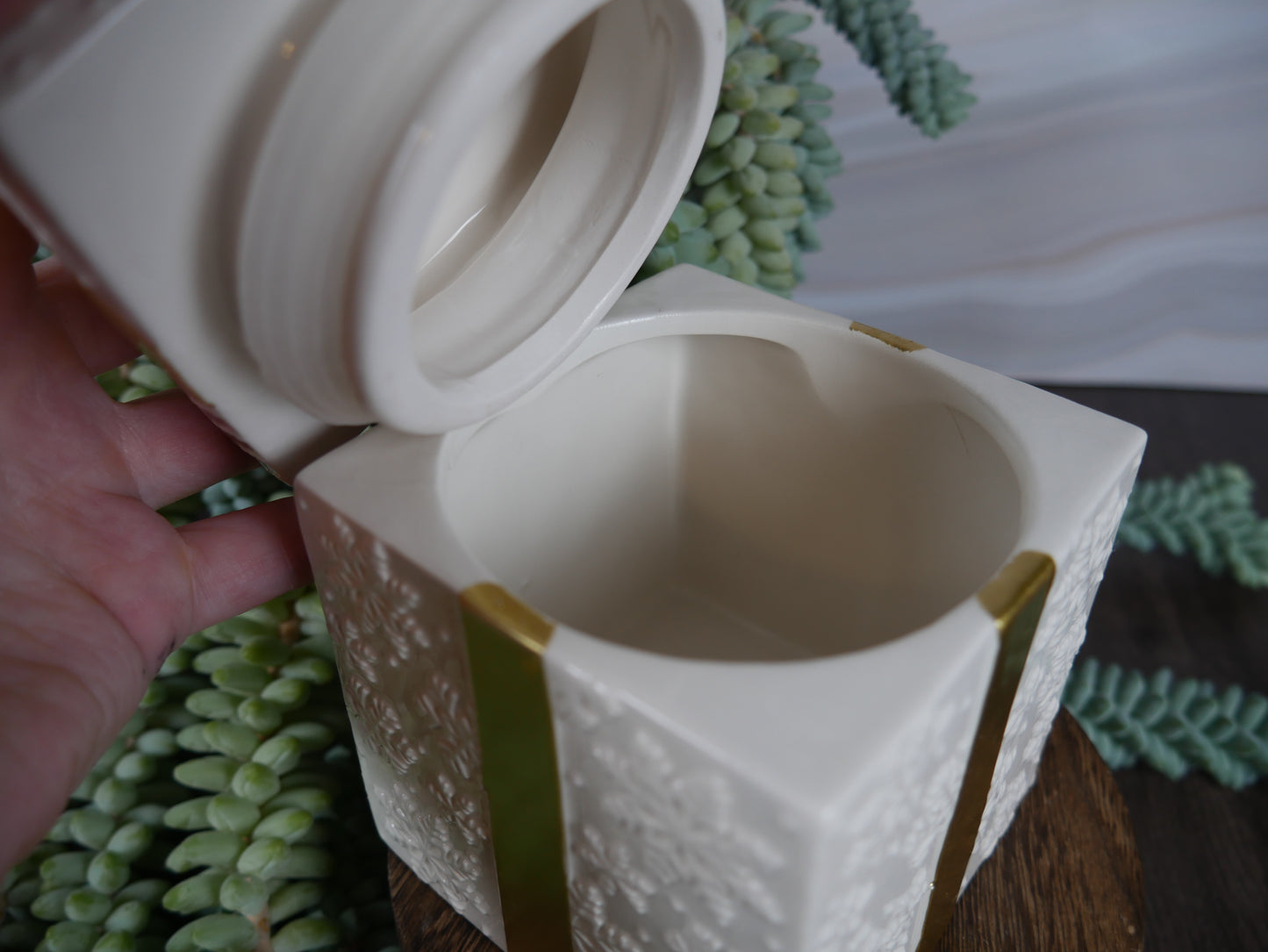 Choose Your Own Candle Scent - Present