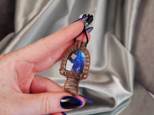 Untamed Gems - Labradorite Mushroom Wire Wrapped Pendant