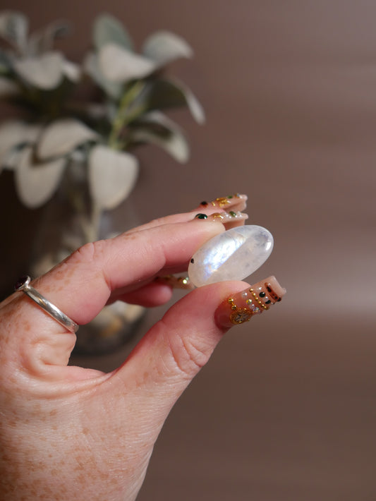 AAA Grade Moonstone Pocket Palm #21