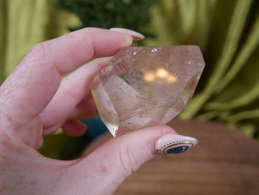 Clear Quartz w/ Light Copper Rutile #18