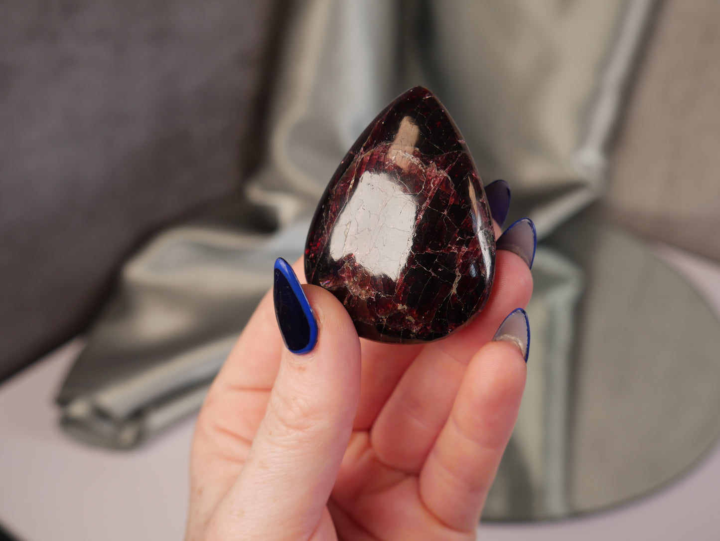Garnet Teardrop "r"