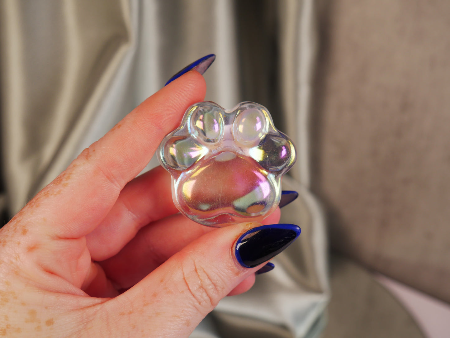 Aura Smelting Quartz Paw