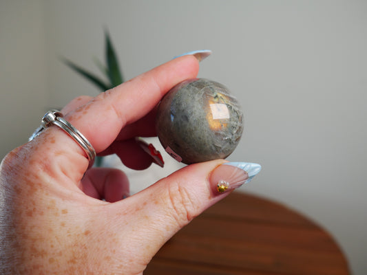 Labradorite Mini Sphere - 17H