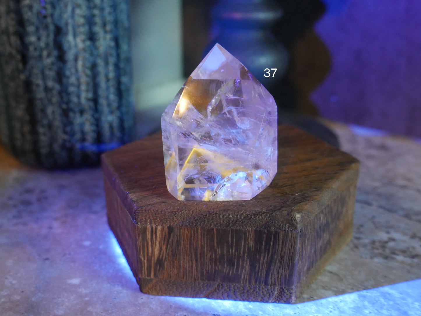 Amethyst with Powellite Towers [various] 21-45
