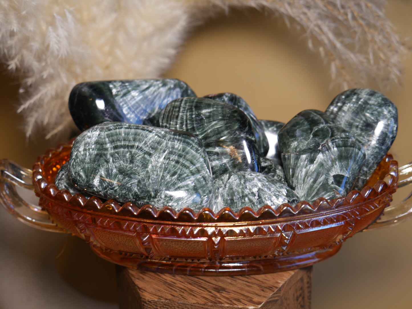 Seraphinite Polished Palm Stones [various]