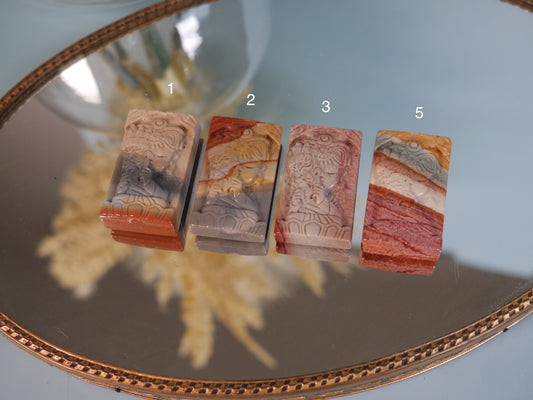 Alashan Agate Goddess