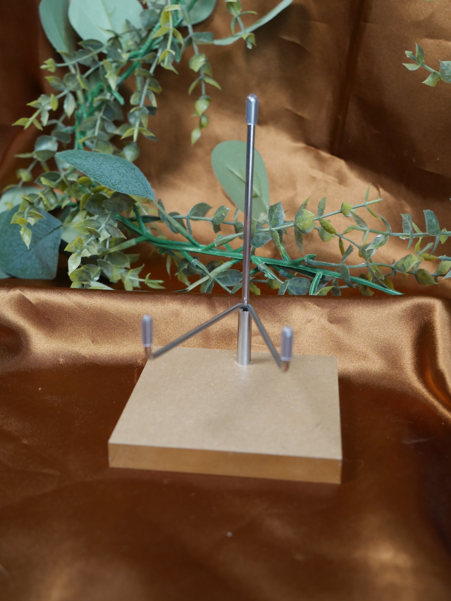 Specimen Stand [silver ] - Large
