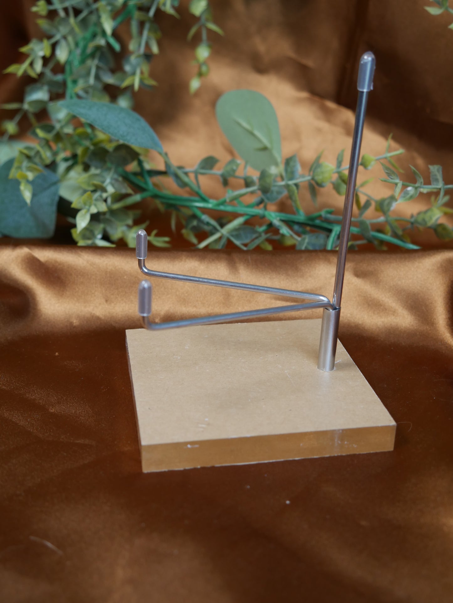 Specimen Stand [silver ] - Large
