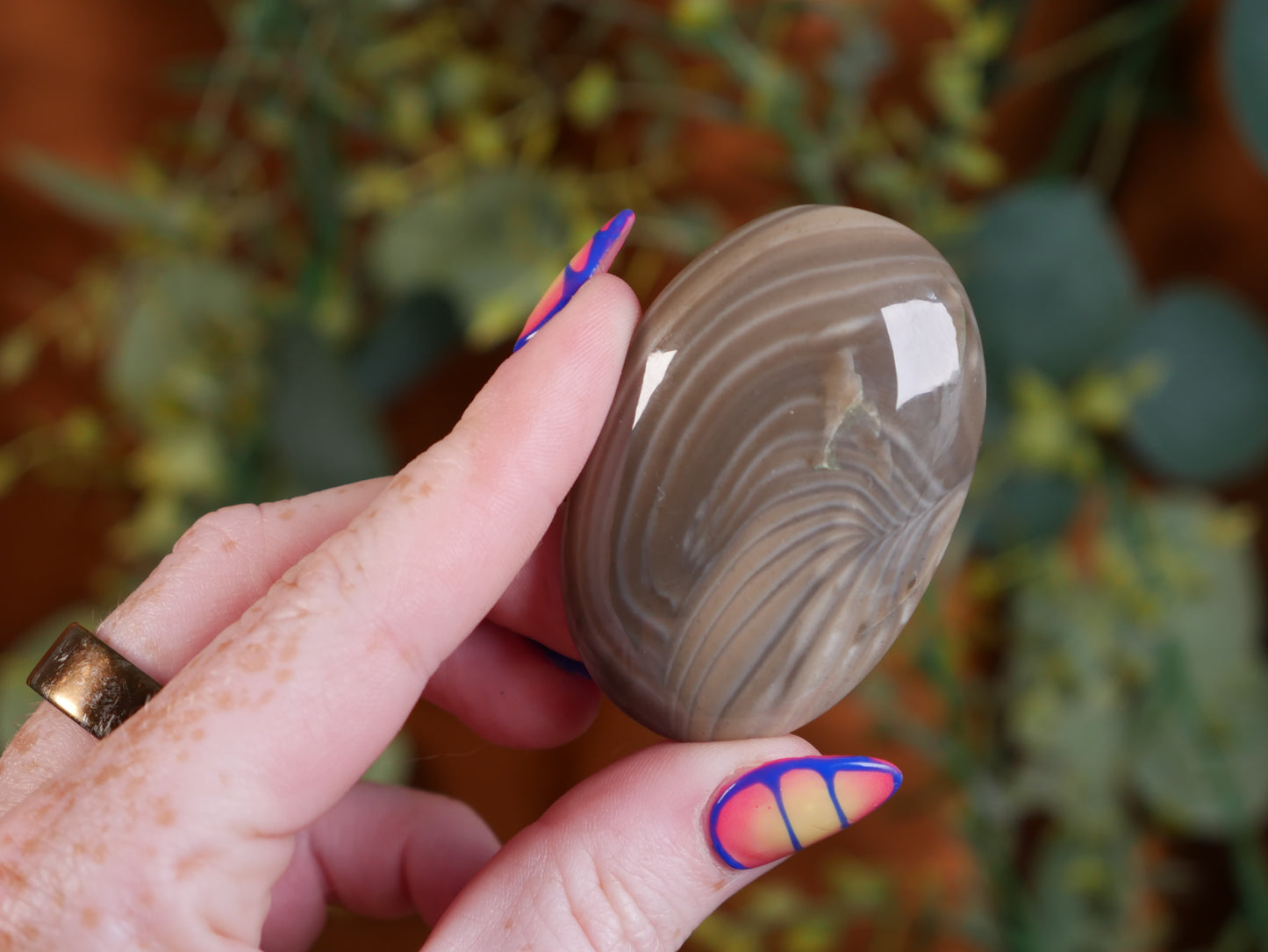 Polish Flint Palm Stone