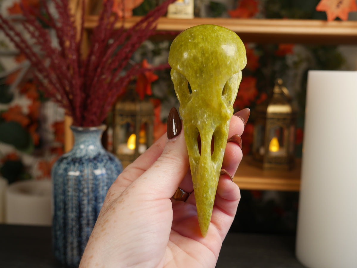 Lemon Stone Raven Skull