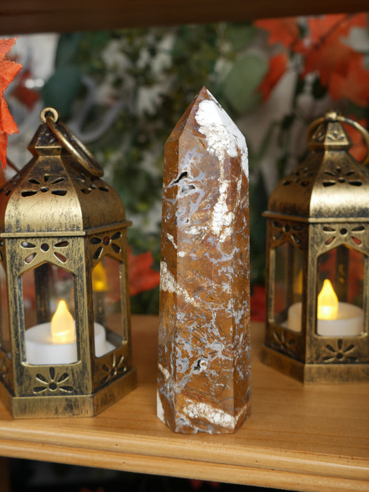 Brown Jasper with Chalcedony Tower